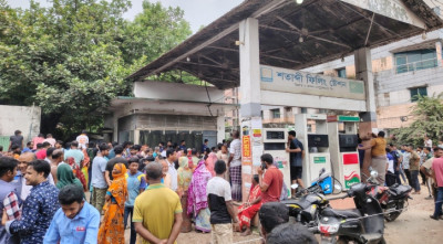 বগুড়ায় ফিলিং স্টেশনের ক্যাশিয়ারকে গলা কেটে হত্যা